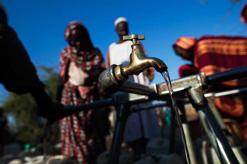 Water-Scarcity-a-Problem-at-IDP-Camps-in-North-Darfur-UN-Photo--Albert-González-Farran